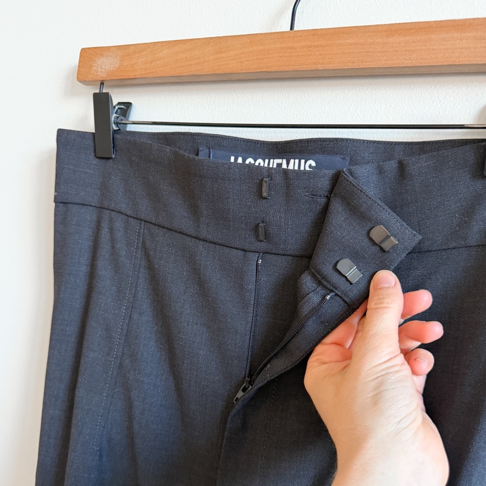 New! JACQUEMUS • Le Corsaire Fronce Trouser Pants in Dark Grey - Picture 6 of 16